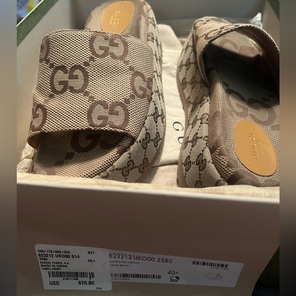 Gucci macro GG canvas camel ebony fabric sandal - Picture 5 of 7